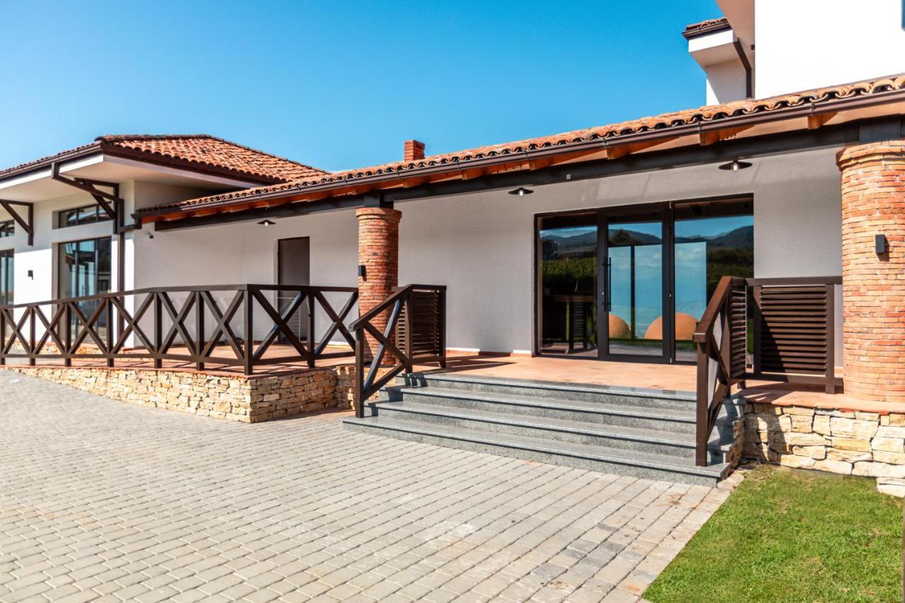 Hotel Qvevrebi Telavi Ngoại thất bức ảnh