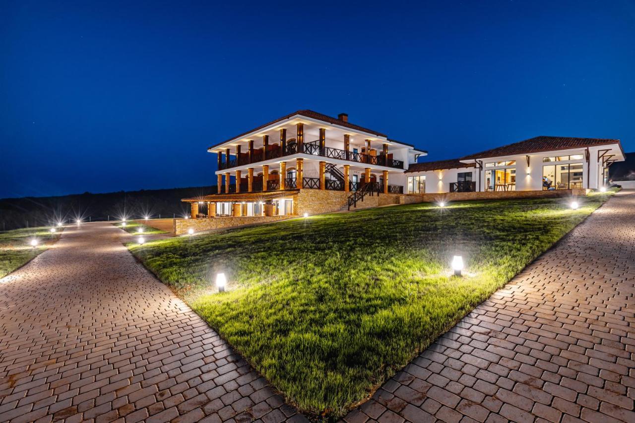 Hotel Qvevrebi Telavi Ngoại thất bức ảnh