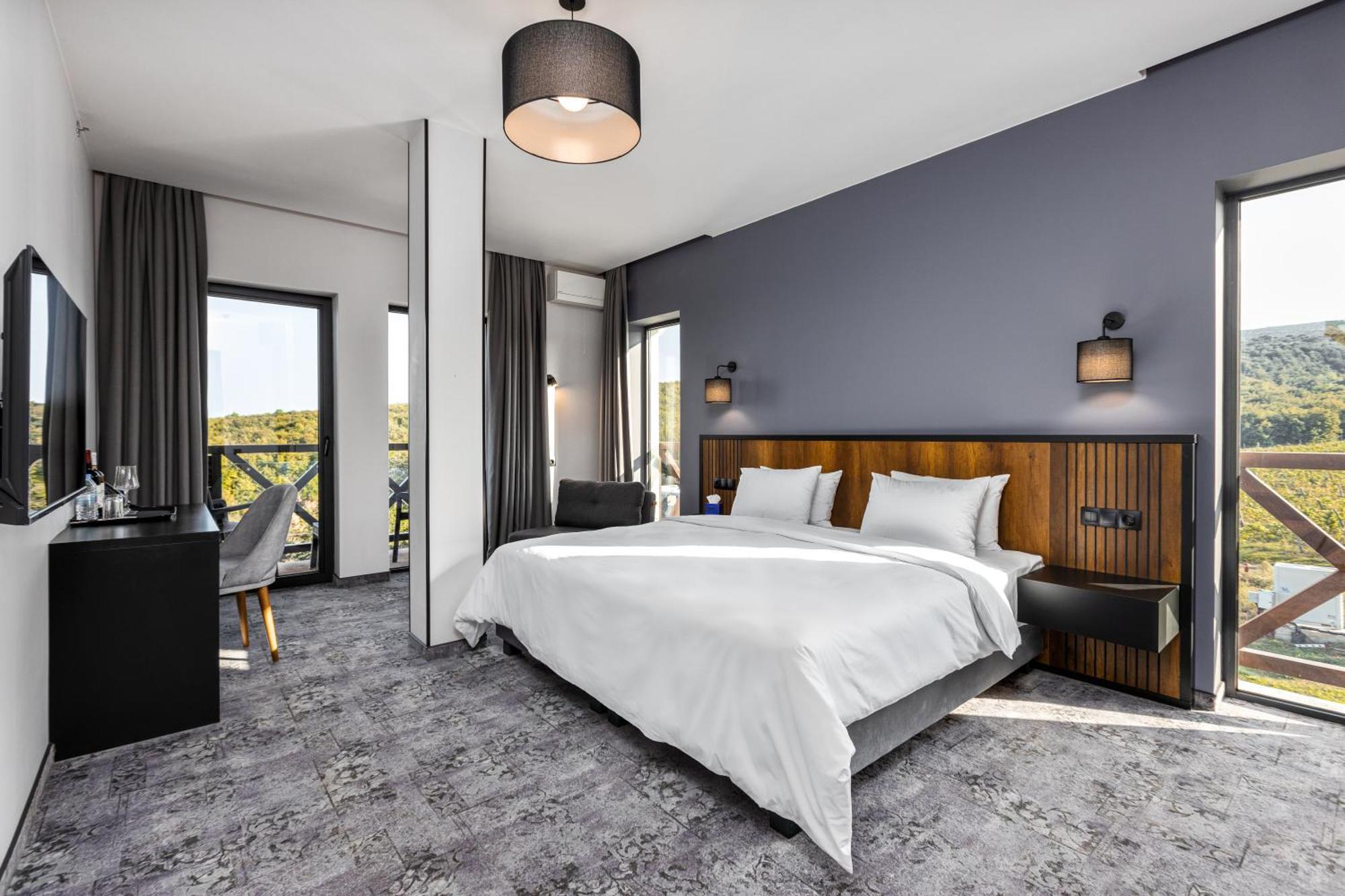 Hotel Qvevrebi Telavi Ngoại thất bức ảnh