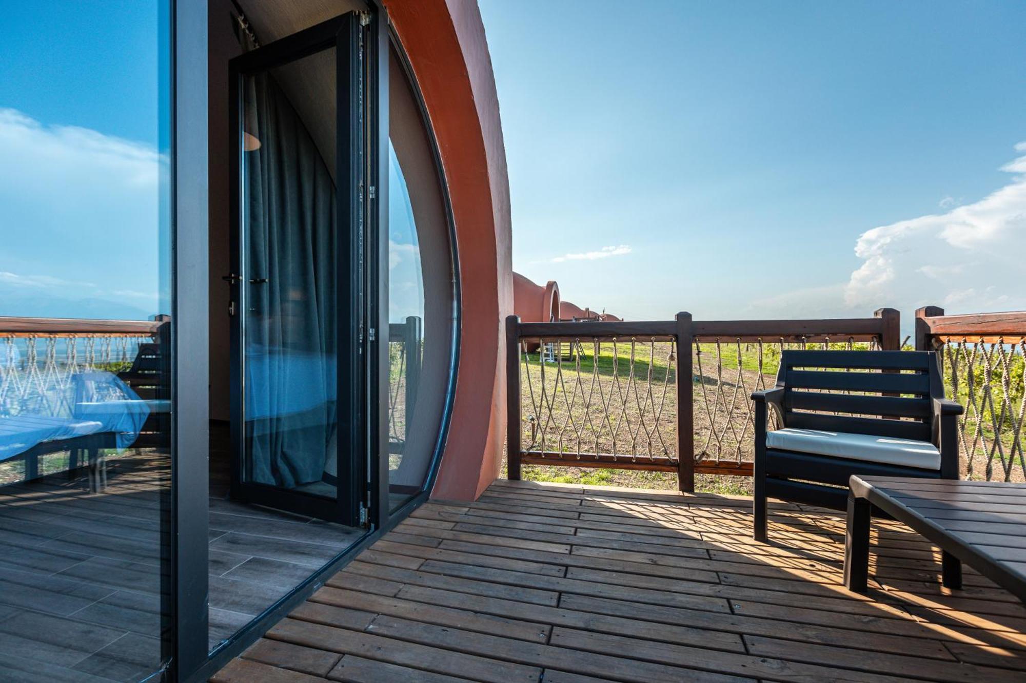 Hotel Qvevrebi Telavi Ngoại thất bức ảnh