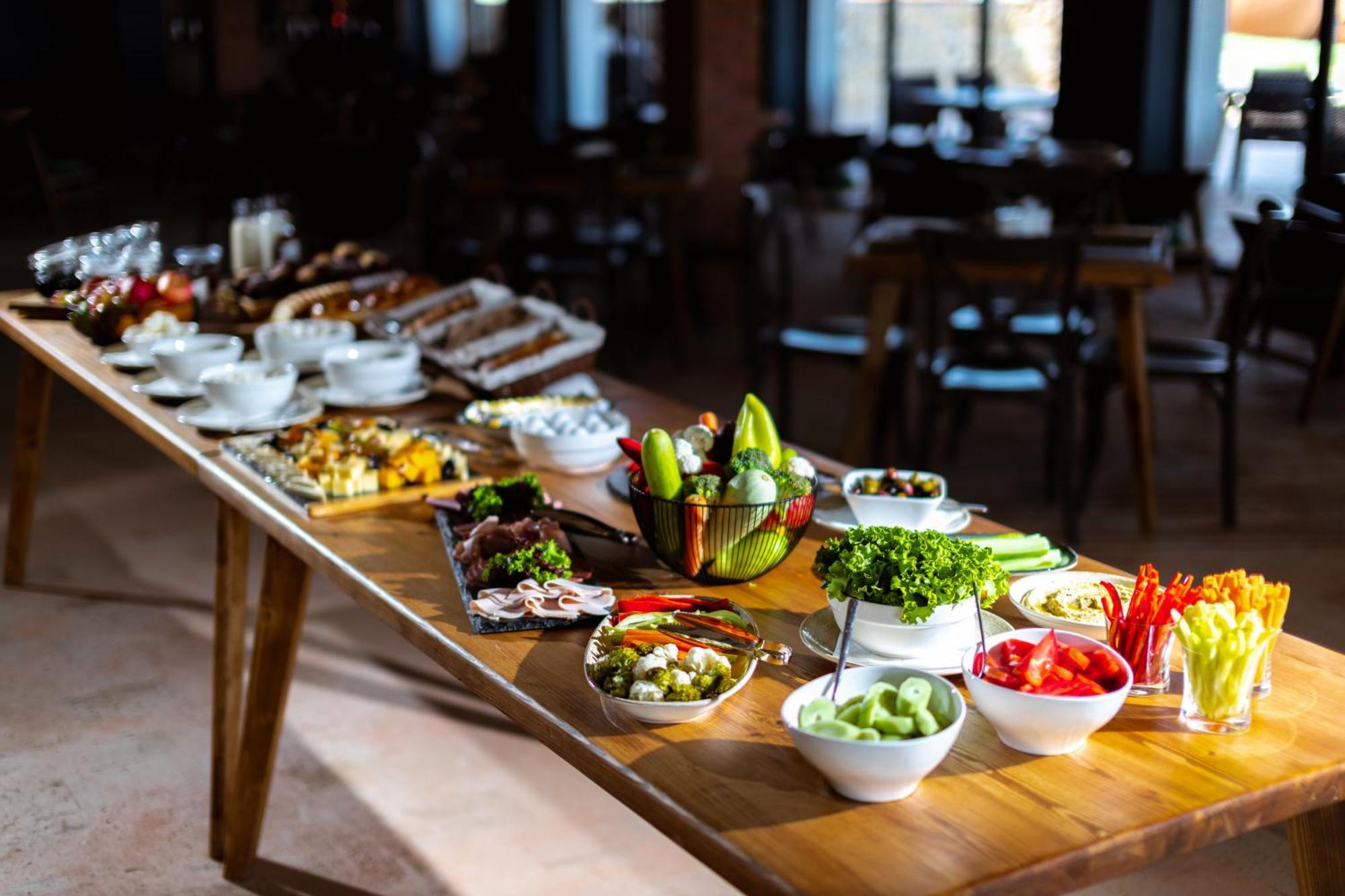 Hotel Qvevrebi Telavi Ngoại thất bức ảnh